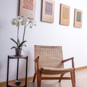 Cuadros - Mesa - Silla de Estar